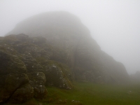 IMG 02561 7D 800  Hay Tor - im dichten Nebel und Sturm Da darf man hoffen das das GPS Gerät nicht versagt =8-/ Dartmoor, Davon