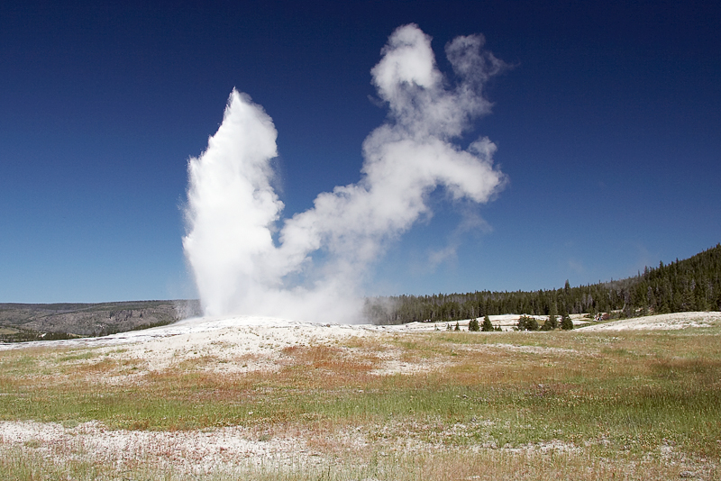 IMG_7879_Yellowstone_Old_Faitfull_800.jpg - Geysir, Old Faitfull ...