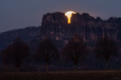 a7IV_26_02375_NAL Mond