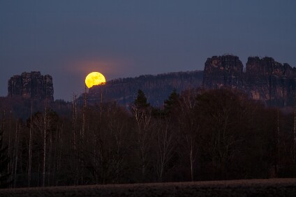 a7RIII_26_09384_NAL Mond