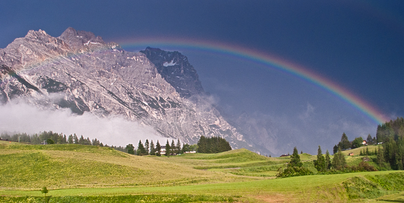 CRW_5849_800.jpg - Regenbogen, Cortina